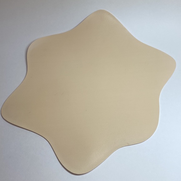 Set of 3 Halloween placemats, spider web design NEW - Picture 8 of 12